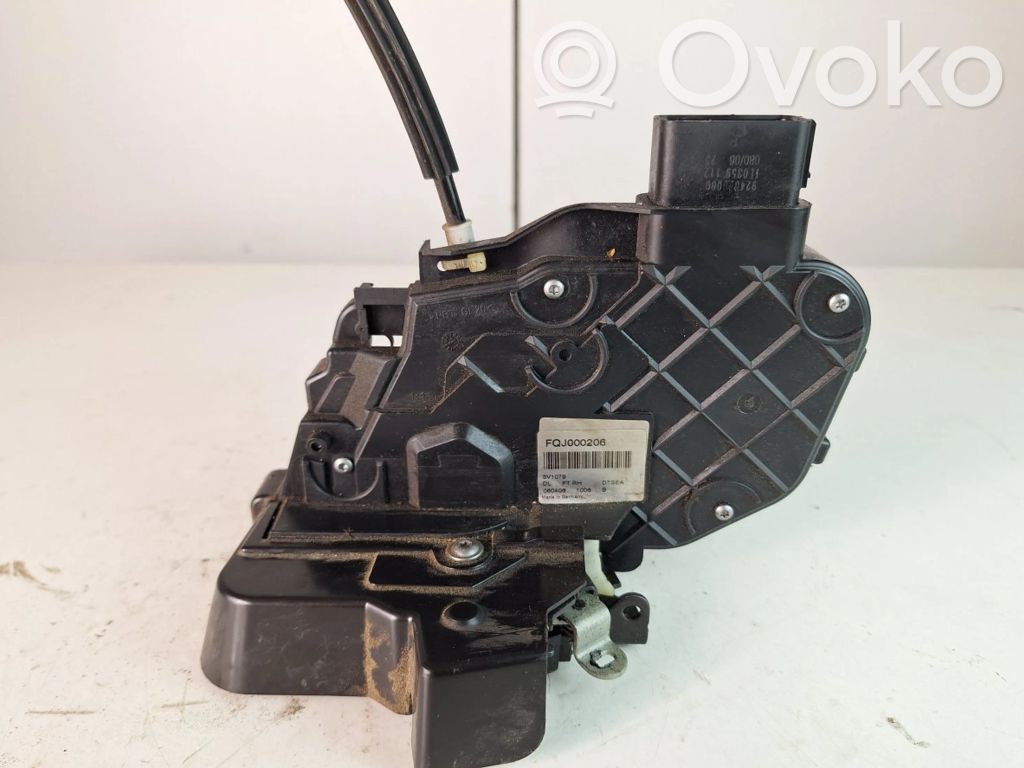 Land Rover Discovery 3 - LR3 Zamek drzwi przednich 
