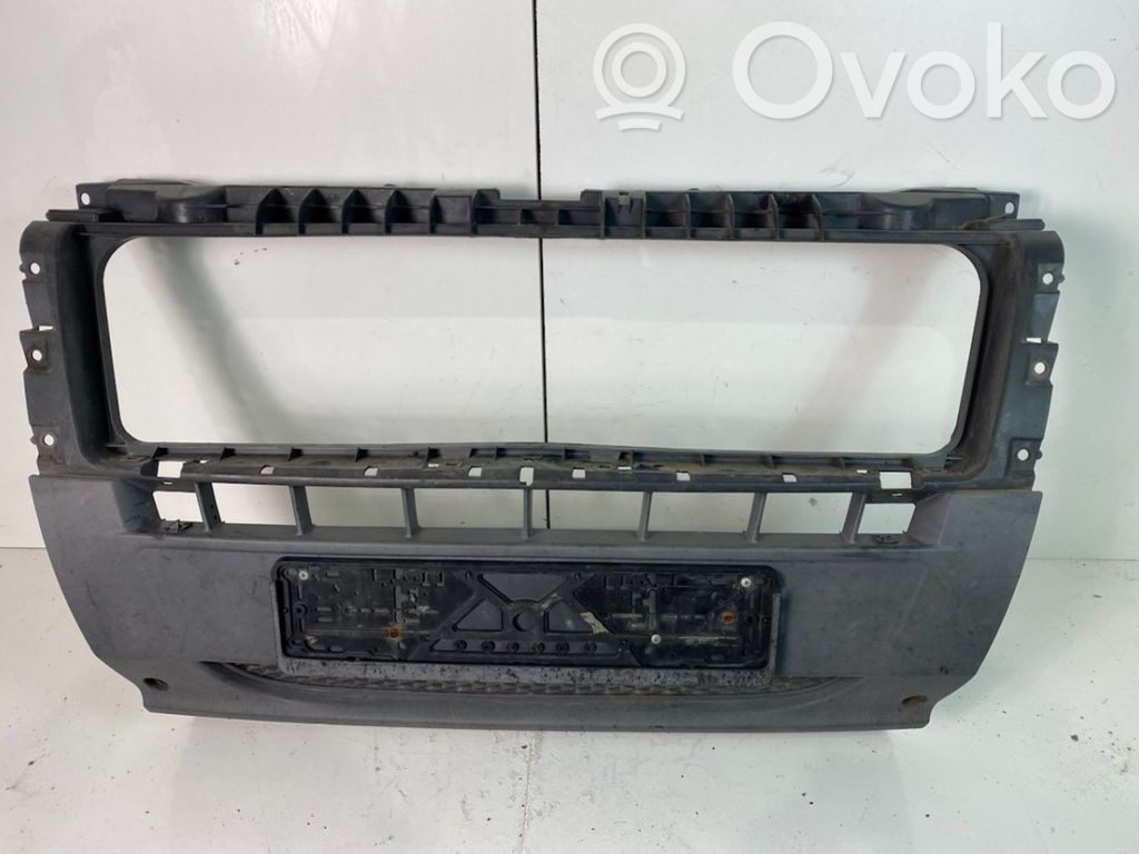 Front bumper   7401NN,1305760070
