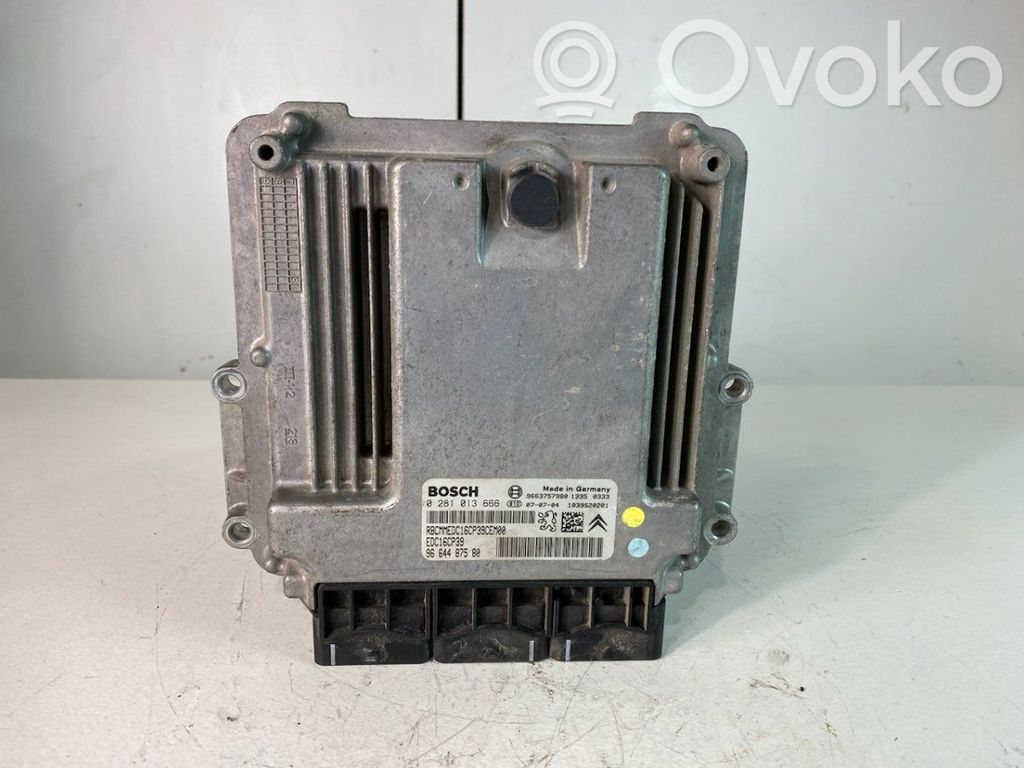 Mitsubishi Outlander Engine control unit/module 