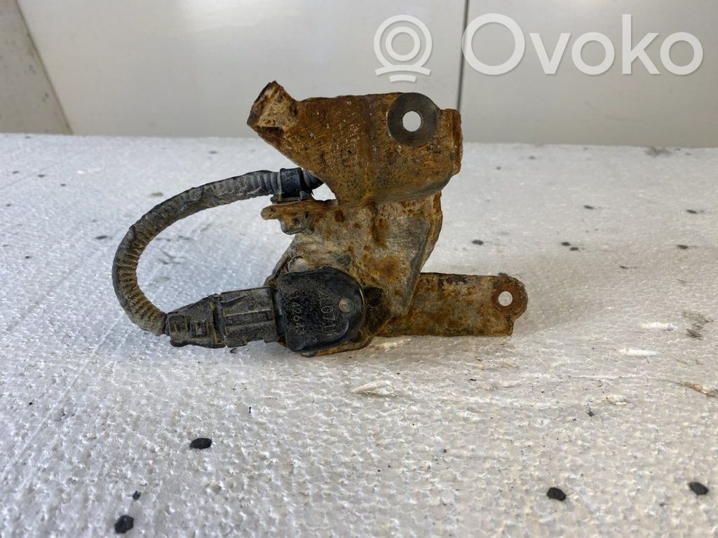 Mazda CX-5 Rear air suspension level height sensor 