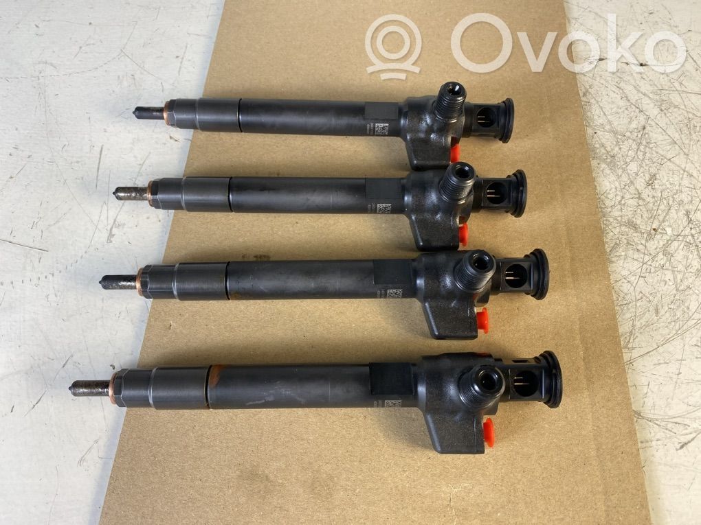 Fuel injectors set