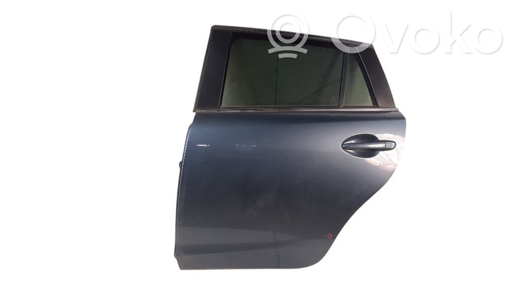 Aizmugurējās durvis   GHP973031