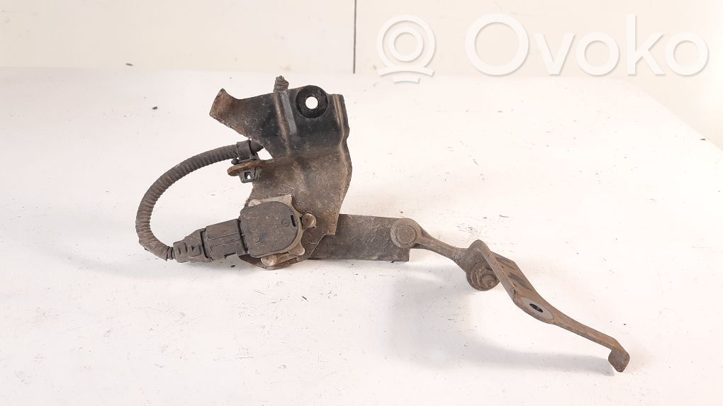 Mazda 6 Rear air suspension level height sensor 