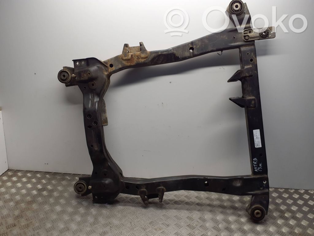Opel Astra J Rama pomocnicza przednia 