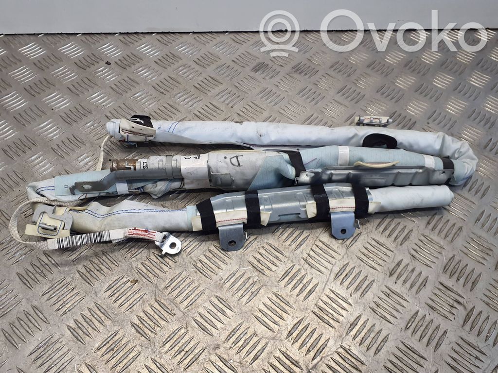 Nissan Qashqai Stogo oro pagalvė (užuolaida) 