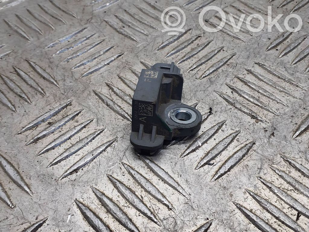 Nissan Qashqai Czujnik uderzenia Airbag 