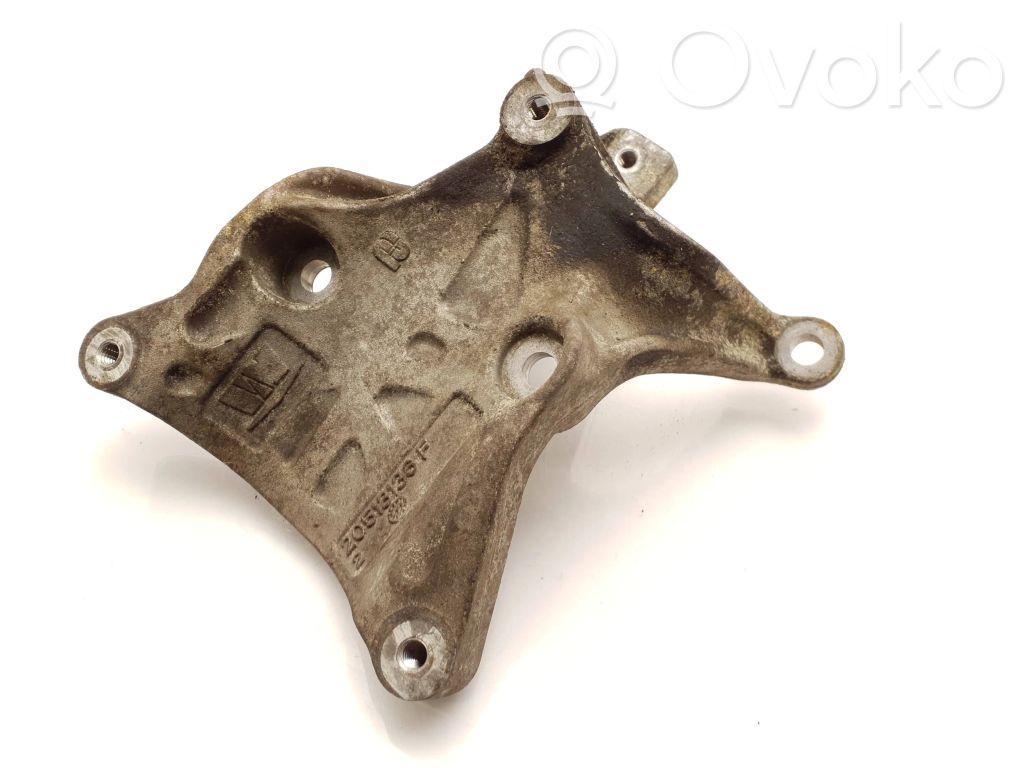 Engine mounting bracket   20513136F