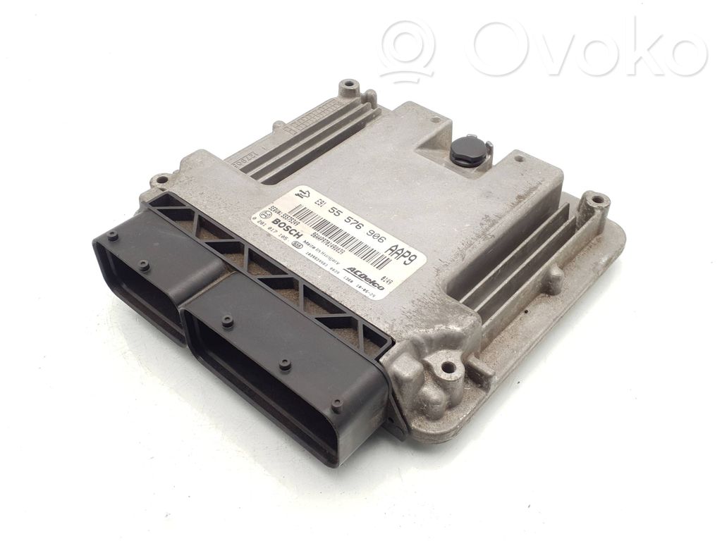 Opel Insignia A Engine control unit/module 