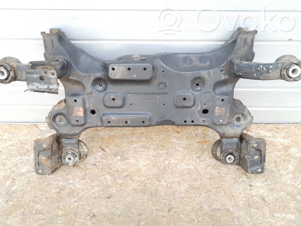 Lancia Voyager Rama pomocnicza przednia 