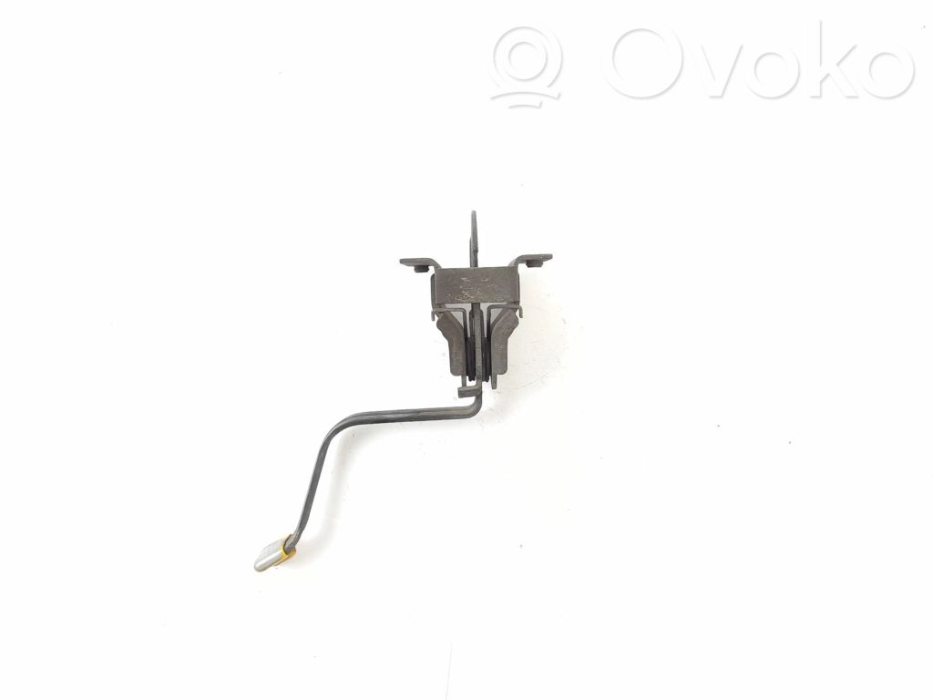 Cerradura de capó
