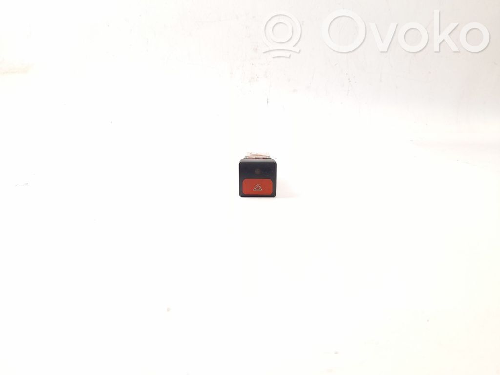 Botón interruptor de luz de peligro