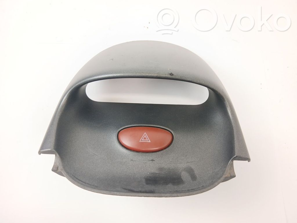 Peugeot 206 Schalter Warnblinkanlage 