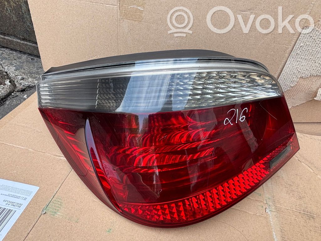 Rear/tail lights   2VP008679067