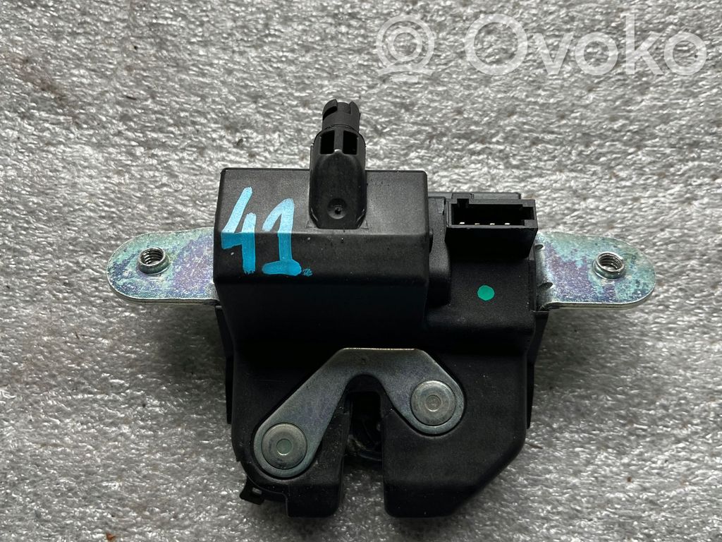 Opel Astra K Tailgate/trunk/boot lock/catch/latch 