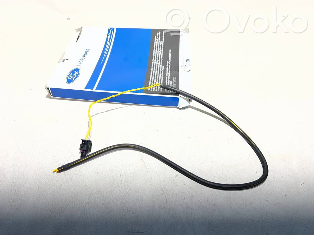 Tailgate sensor   L1TT14F680CA