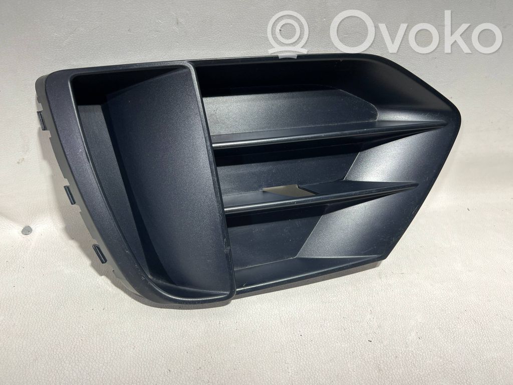 Audi Q3 F3 Etupuskurin alempi jäähdytinsäleikkö 