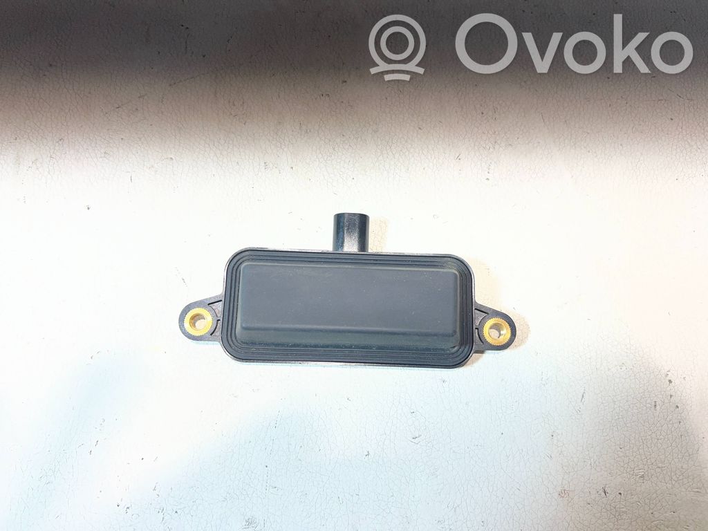 Tailgate/boot open switch button   168373600B