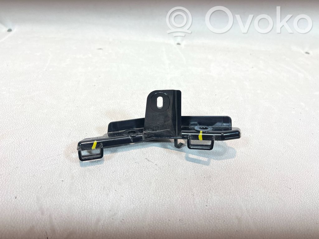 BMW X1 U11 Fender mounting bracket 