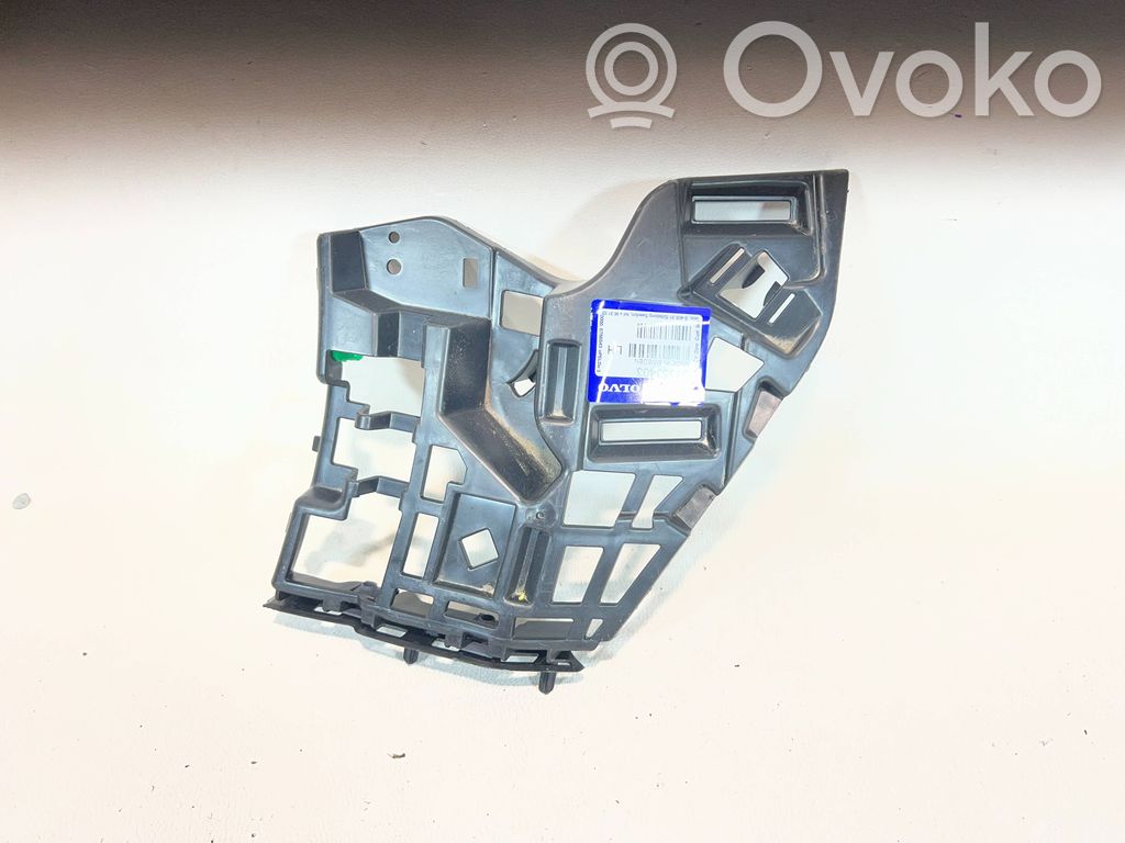 Volvo XC90 Front bumper mounting bracket 