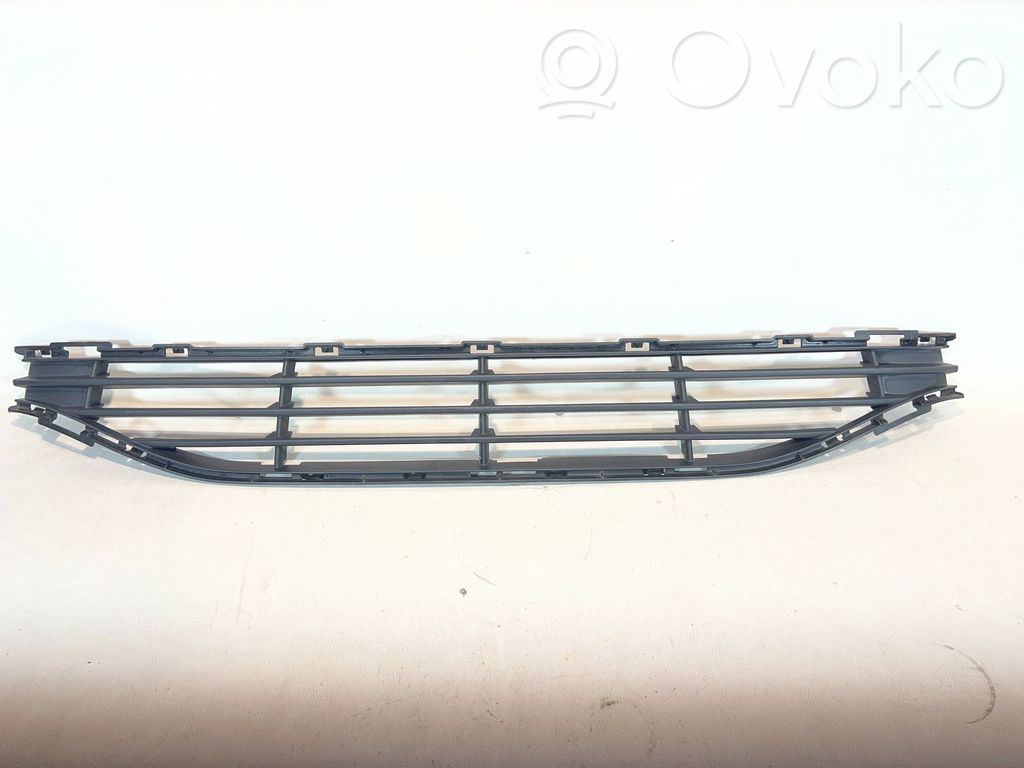 Volvo V40 Kratka dolna zderzaka przedniego 