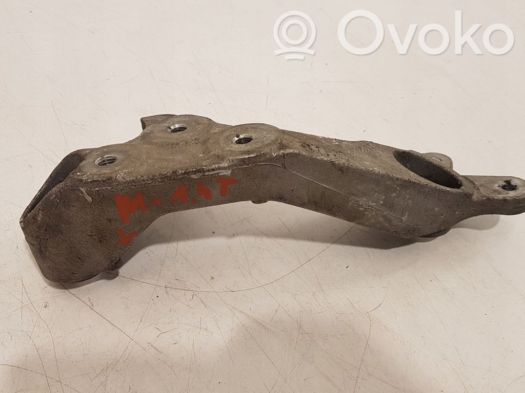 Opel Mokka Supporto di montaggio scatola del cambio 