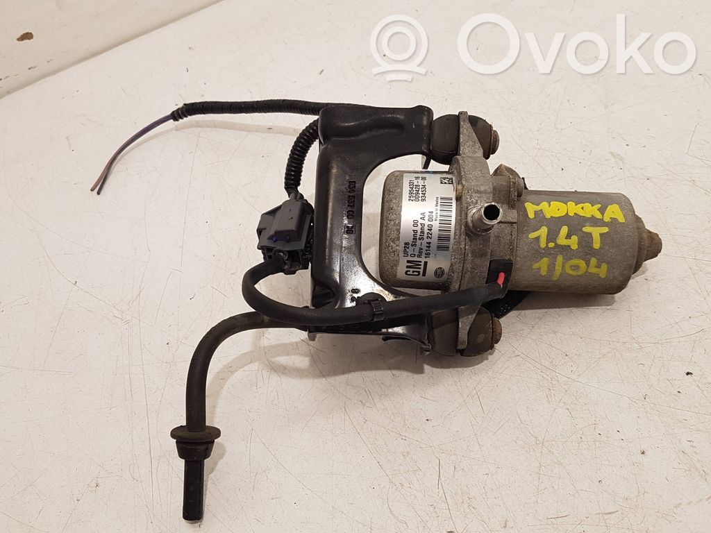 Opel Mokka X Vacuum pump 