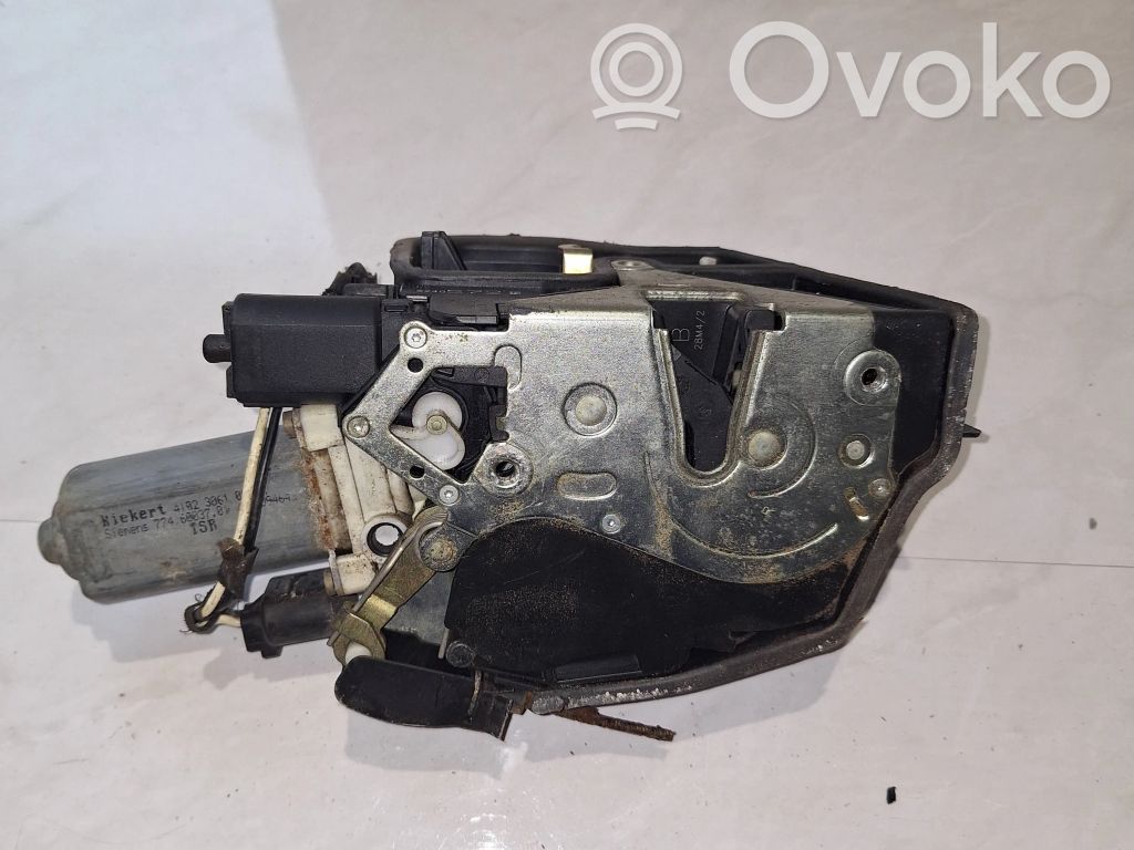 BMW 7 E65 E66 Front door lock 