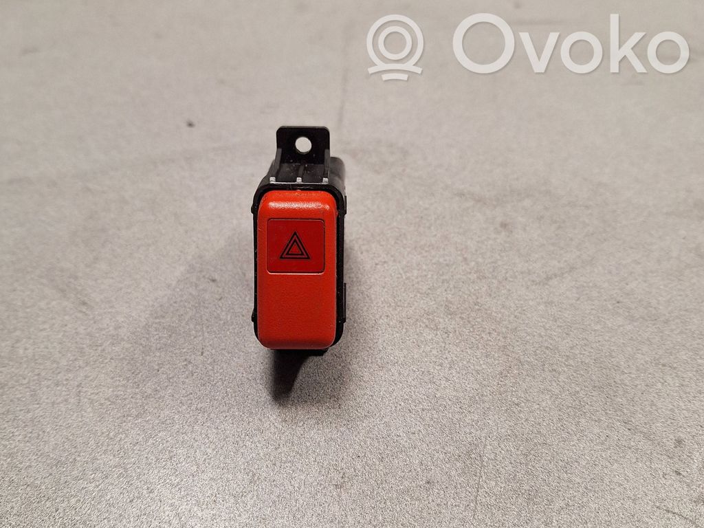 Honda CR-V Hazard light switch 