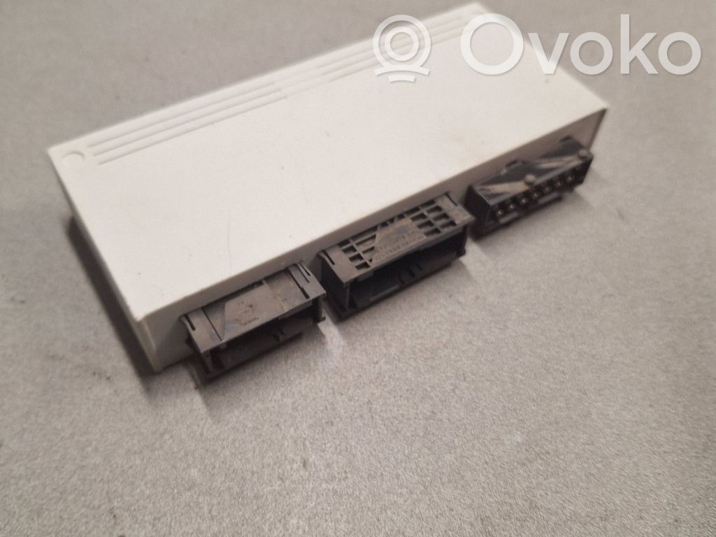 BMW 5 E39 Komforto modulis 