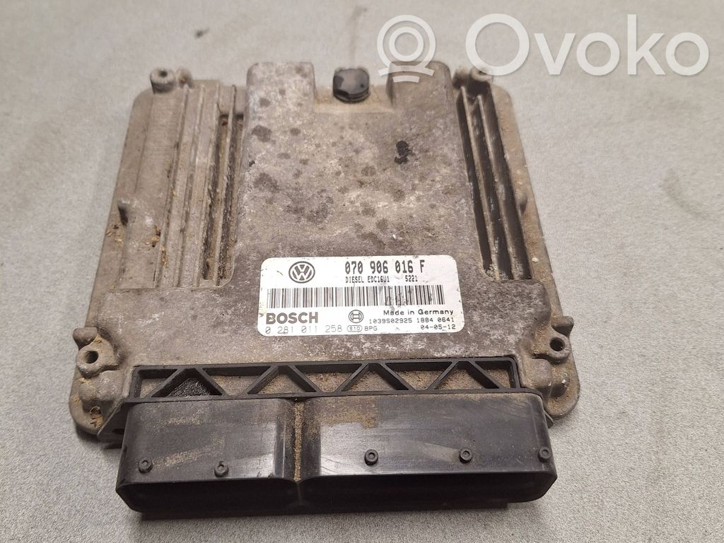 Volkswagen Touareg I Engine control unit/module 