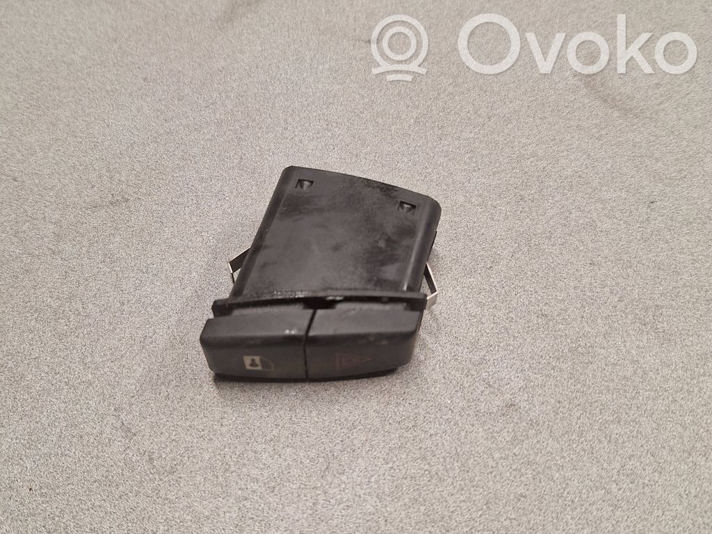 Hazard light switch   6919506,549519500