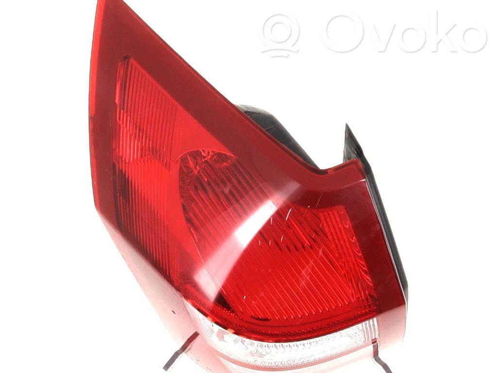Chrysler 300 - 300C Lampa tylna 