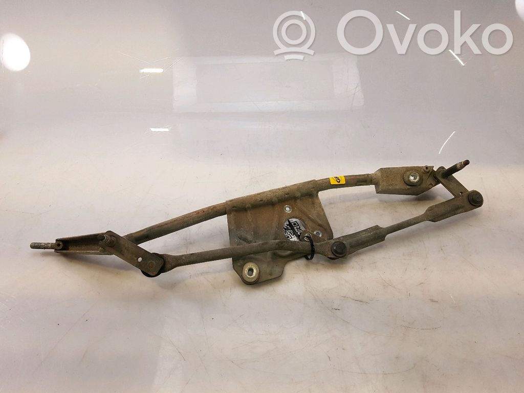 Volvo XC90 Front wiper linkage 