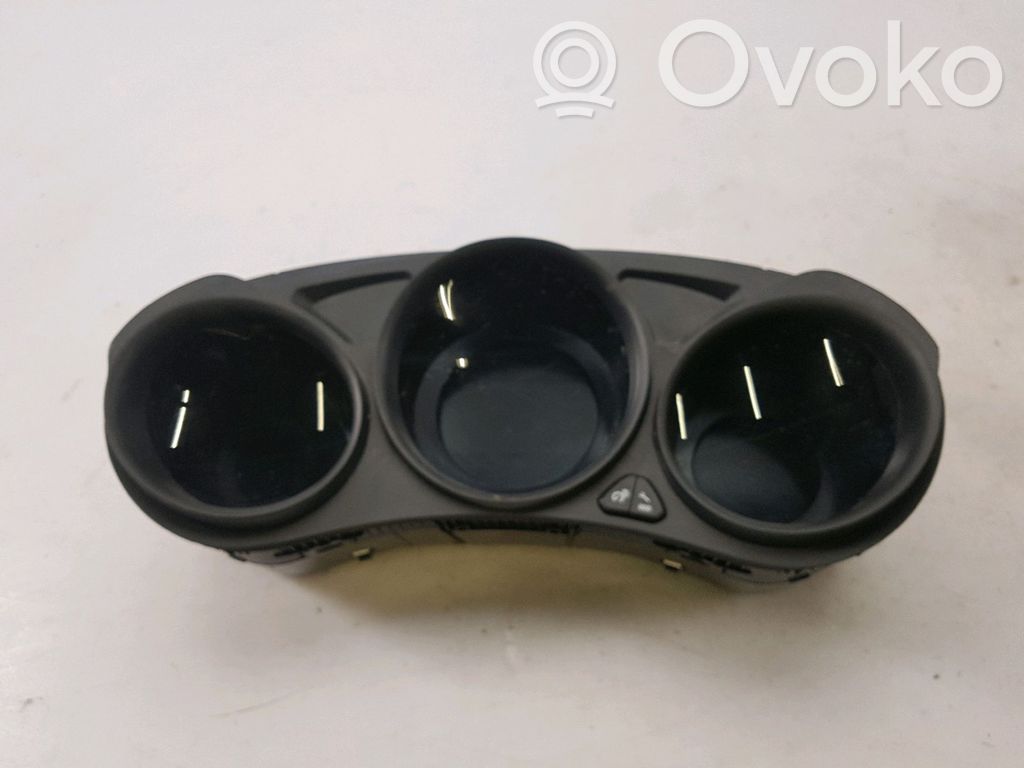 Citroen C4 II Speedometer (instrument cluster) 