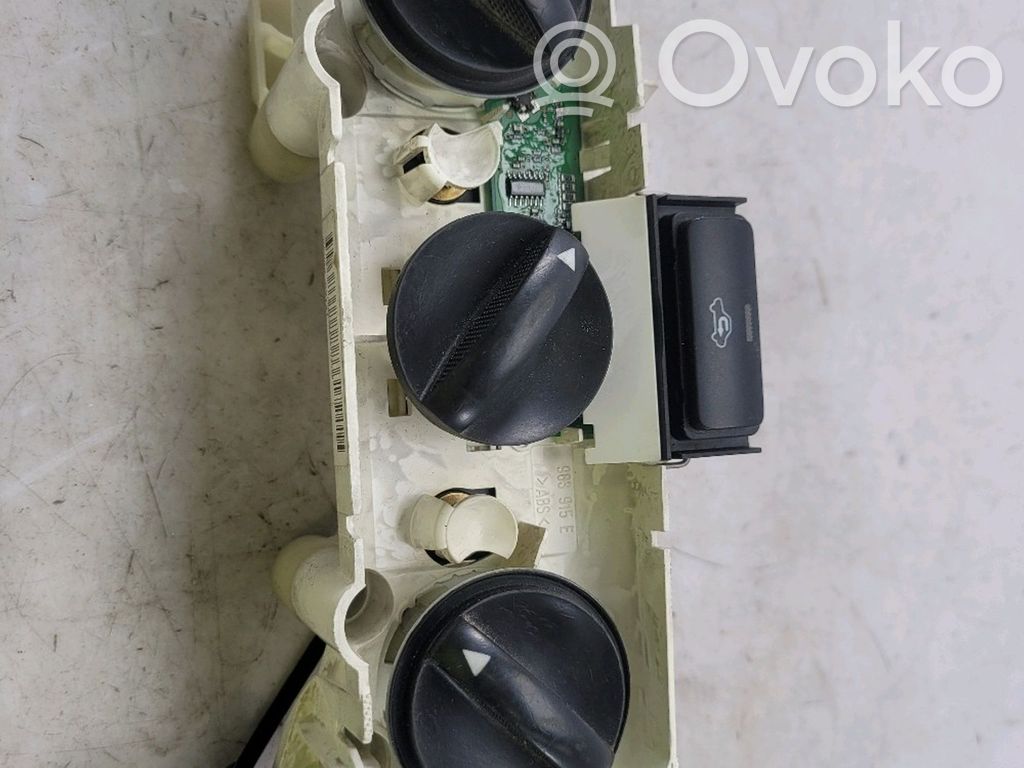 Toyota Corolla E120 E130 Climate control unit 