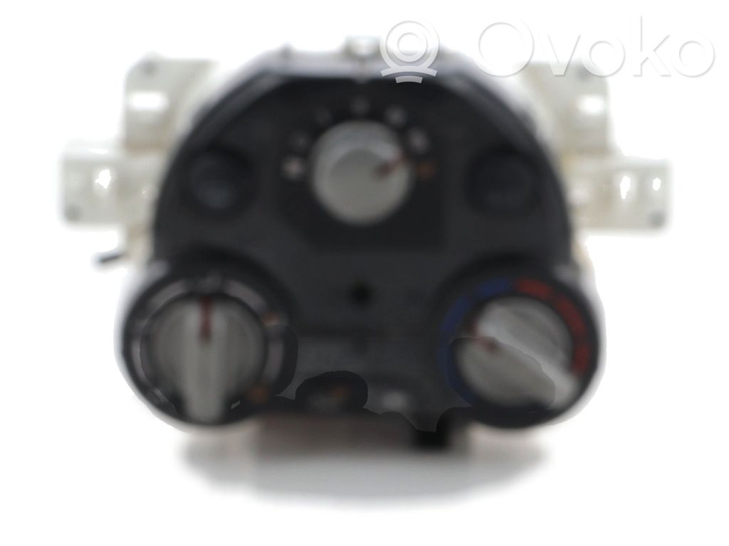 Nissan Note (E12) Climate control unit 