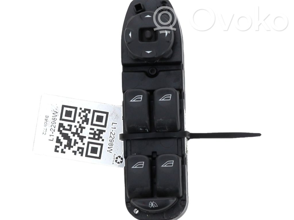 Jaguar X-Type Electric window control switch 