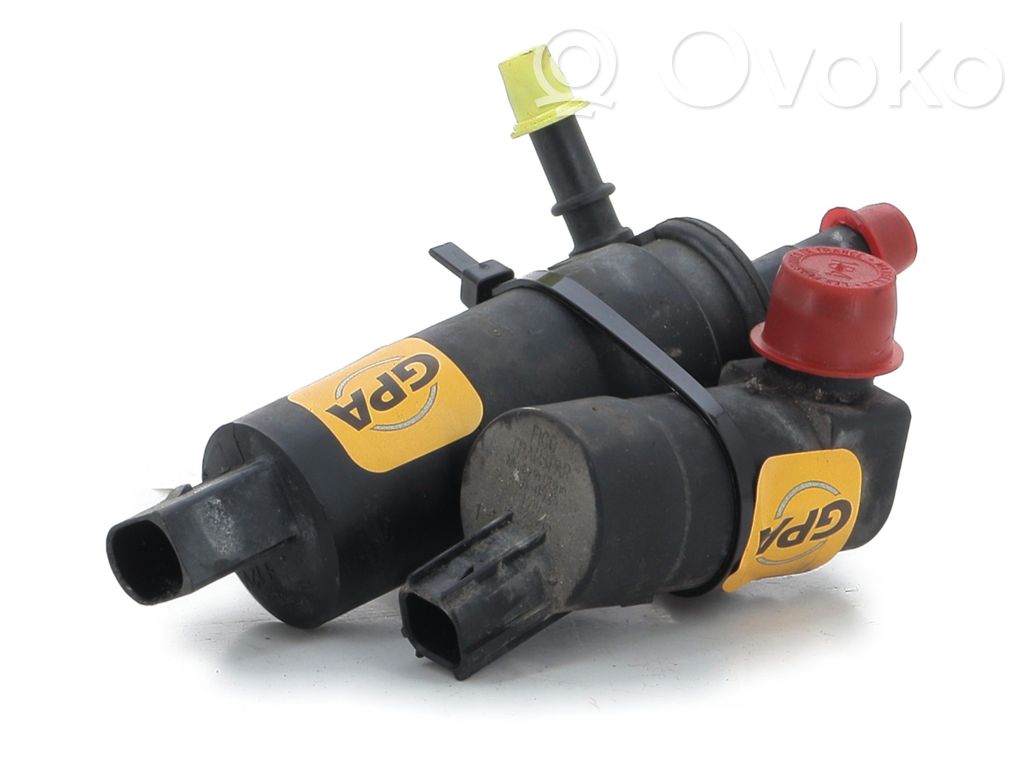 Volvo S60 Windscreen/windshield washer pump 
