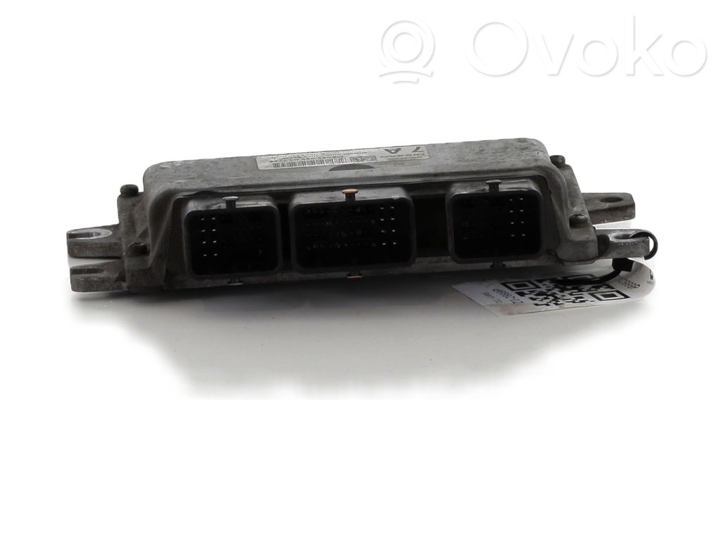 Nissan Note (E11) Engine control unit/module 