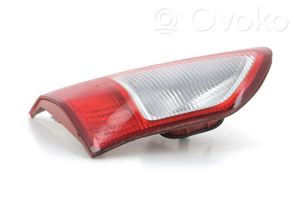 Mitsubishi Lancer X Tailgate rear/tail lights 