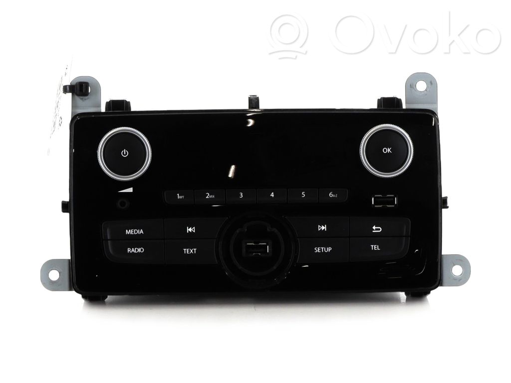 Panel / Radioodtwarzacz CD/DVD/GPS   280217424R,K06019P