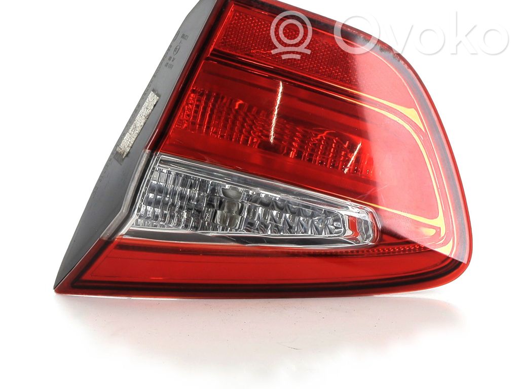 KIA Rio Lampy tylnej klapy bagażnika 
