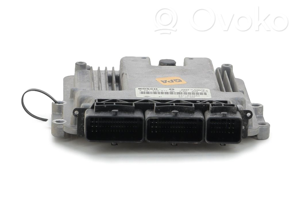 Unidad de control/módulo del motor   237102265R,A08096T
