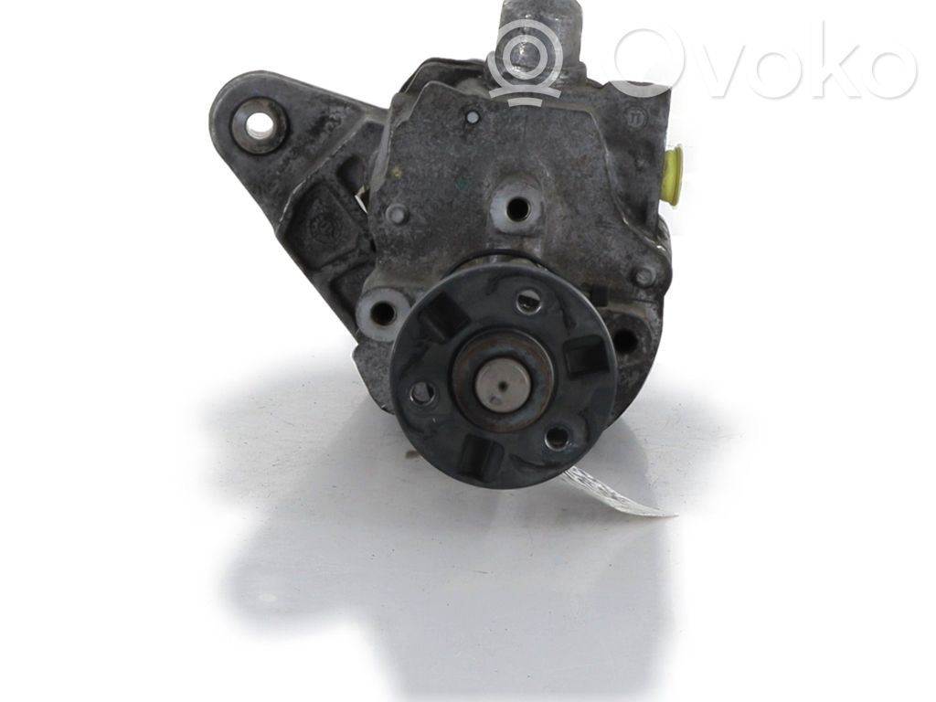 BMW X5 E70 Ohjaustehostimen pumppu 
