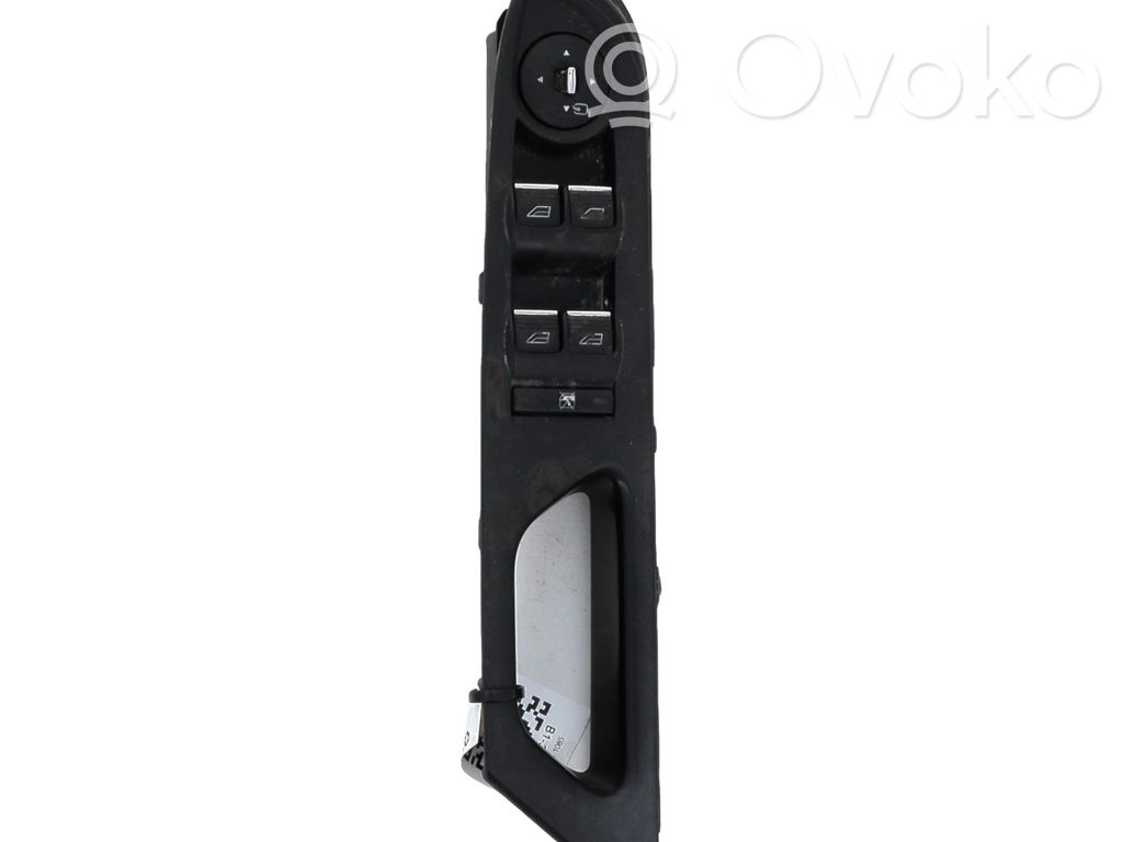 Electric window control switch   2032975,B13789Z
