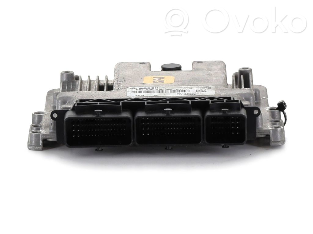 Renault Clio IV Engine control unit/module 