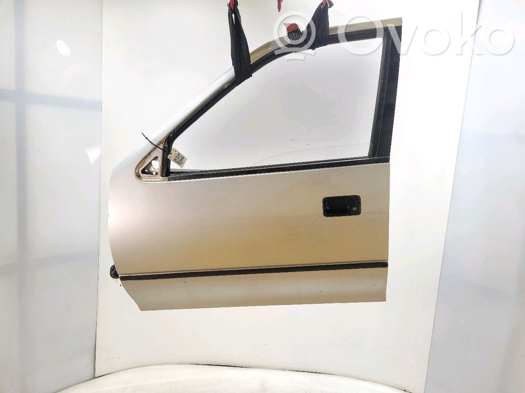 Suzuki Swift Cultus Portiera anteriore 
