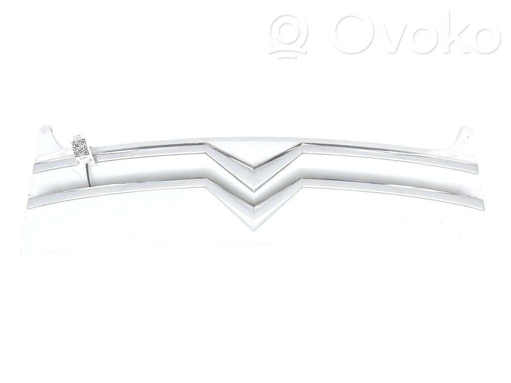 Peugeot Expert Front bumper upper radiator grill 