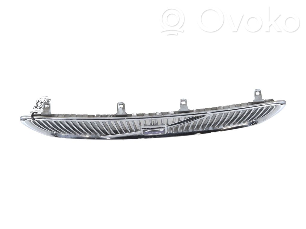 Volvo V70 Oberes Gitter vorne