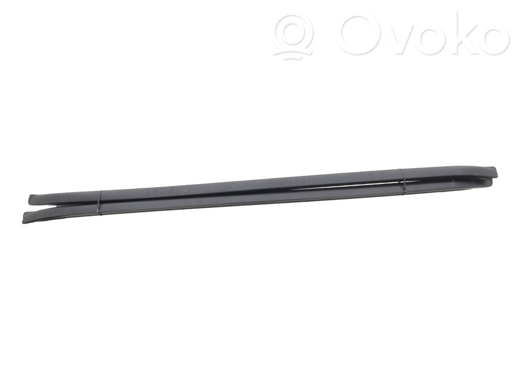 Relingi dachowe   634700D040,W20307R